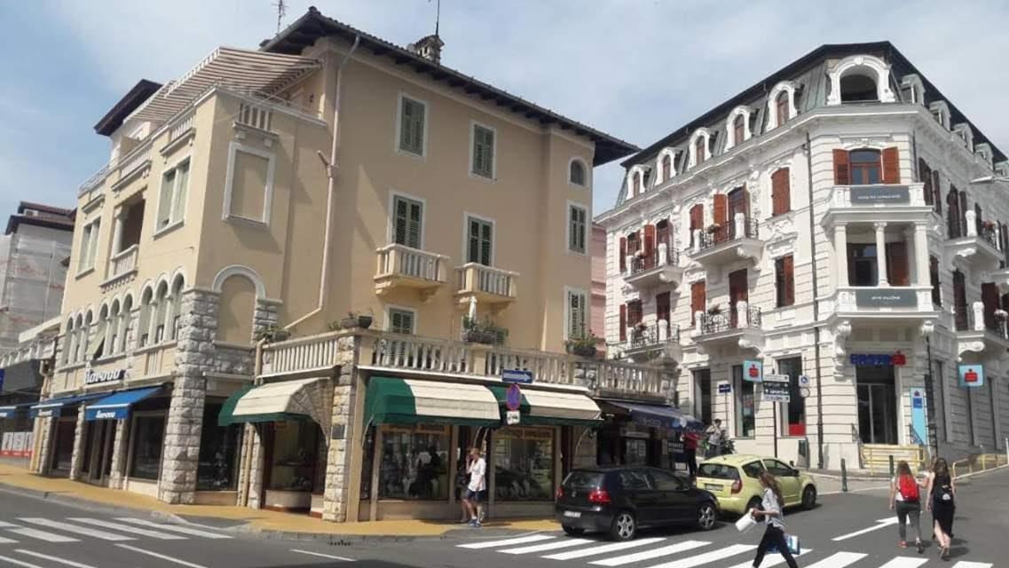 Iva, Opatija Centar Lejlighed Eksteriør billede