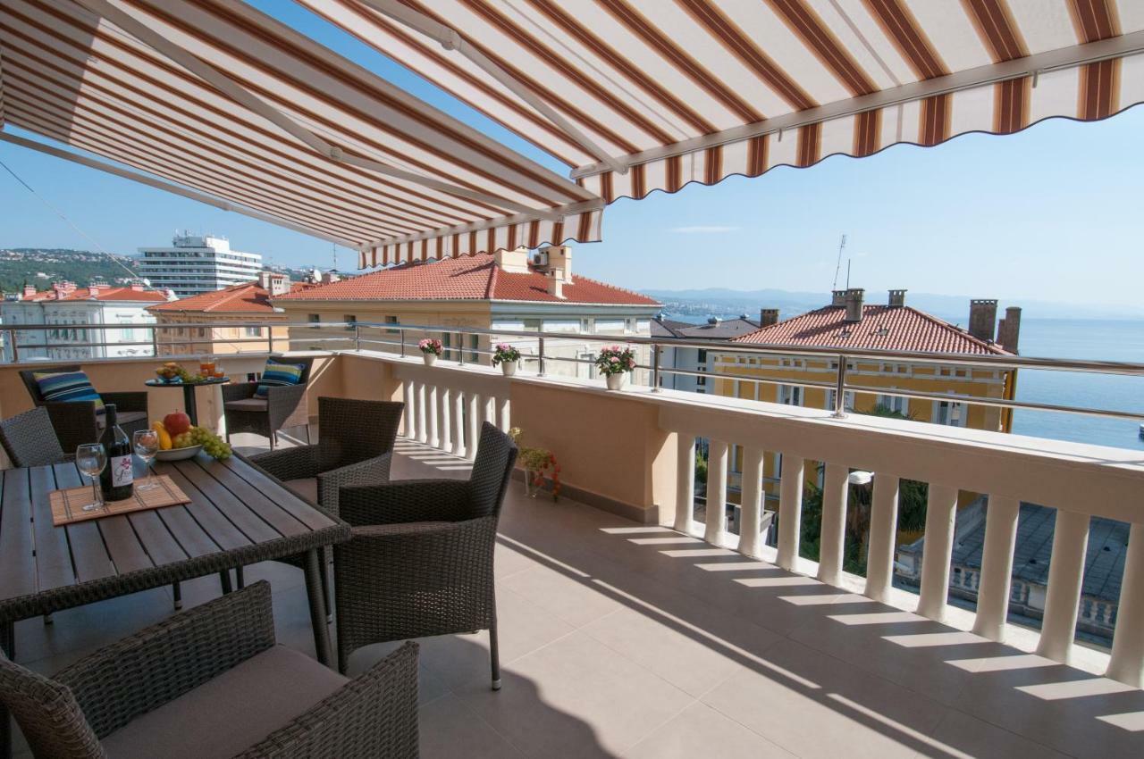 Iva, Opatija Centar Lejlighed Eksteriør billede